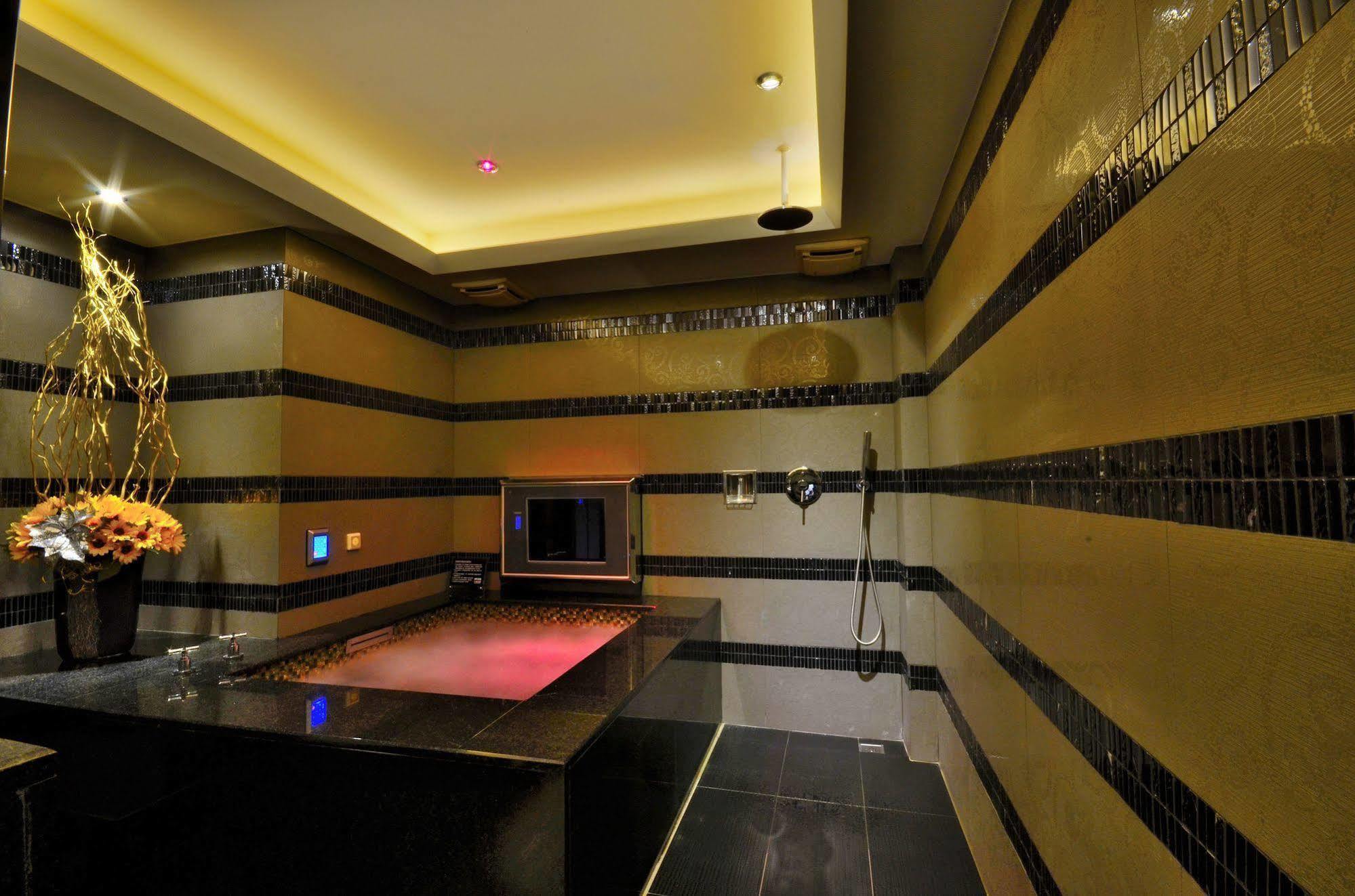 Hea Duenn Motel Taichung Exterior foto