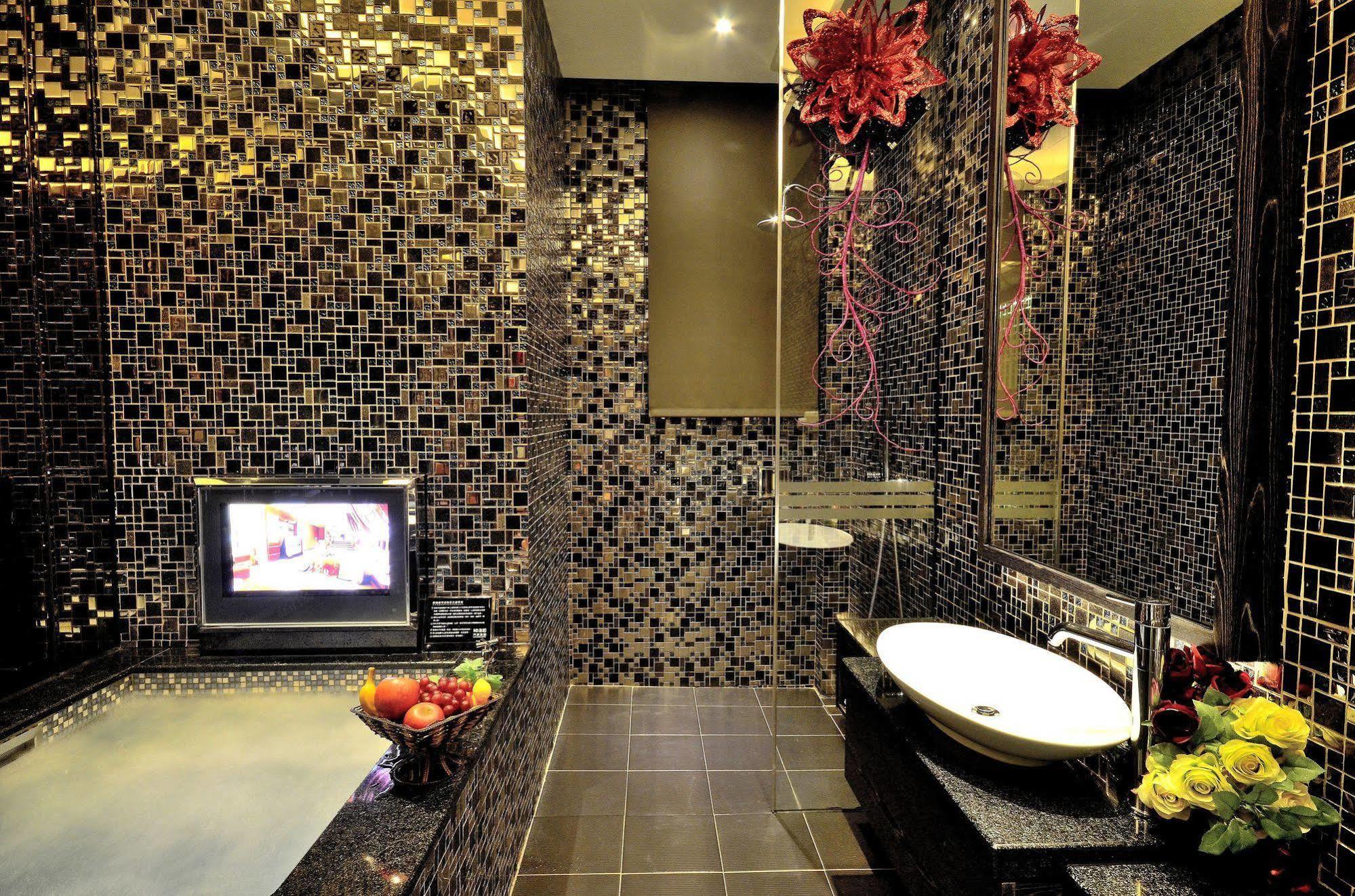 Hea Duenn Motel Taichung Exterior foto