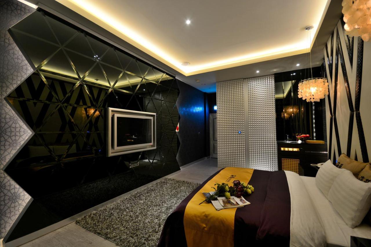 Hea Duenn Motel Taichung Exterior foto