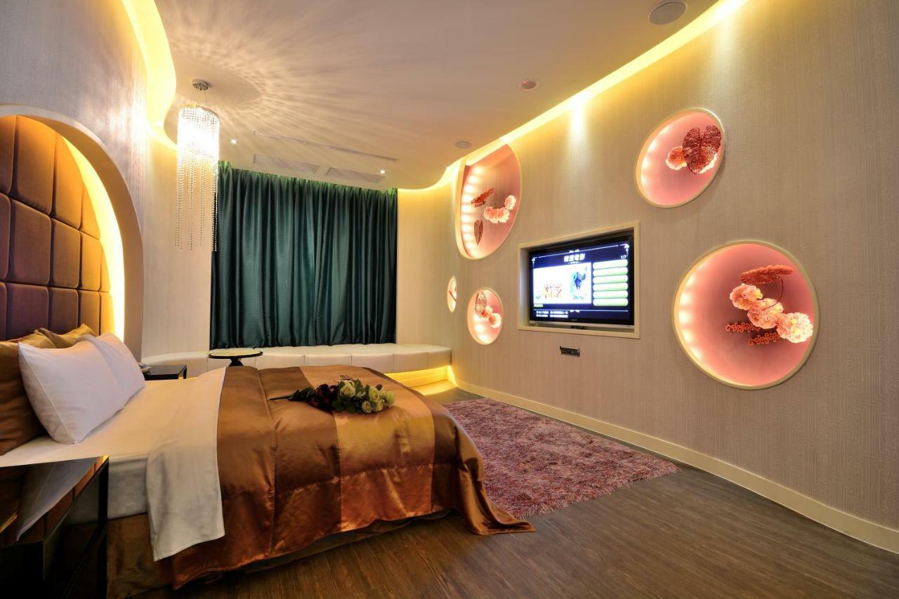 Hea Duenn Motel Taichung Exterior foto